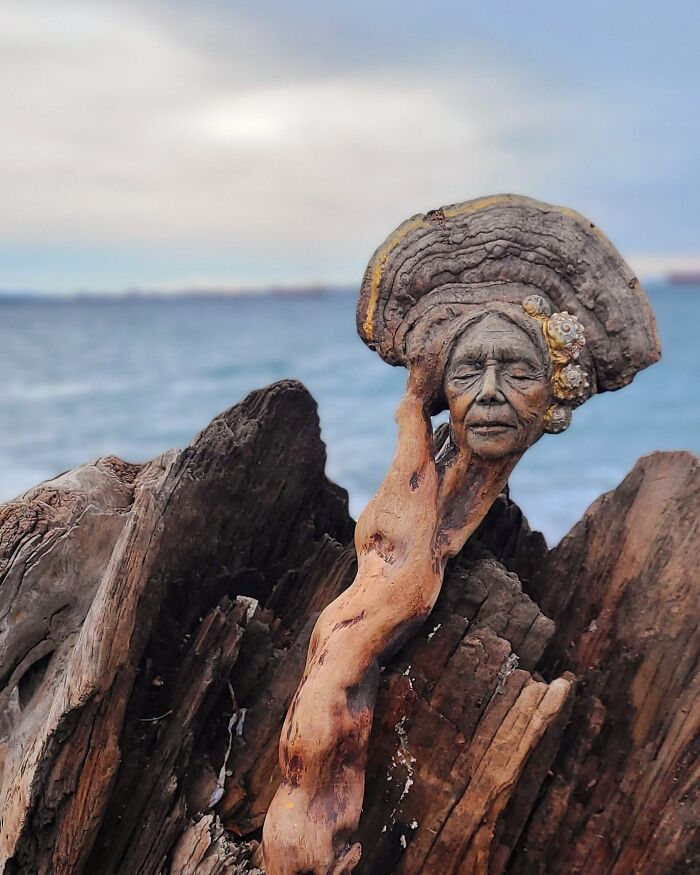 38 impressionantes esculturas de madeira de Debra Bernier 31
