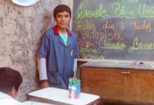 Menino de 12 anos constrói escola em casa para educar vizinhança 9