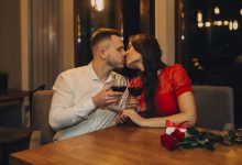 40 situações constrangedoras que todo mundo já viveu em um encontro romântico 10