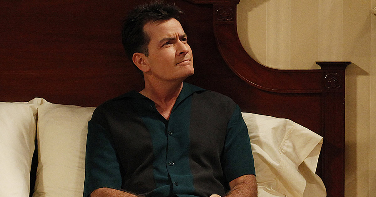 14 frases de Charlie Harper 1