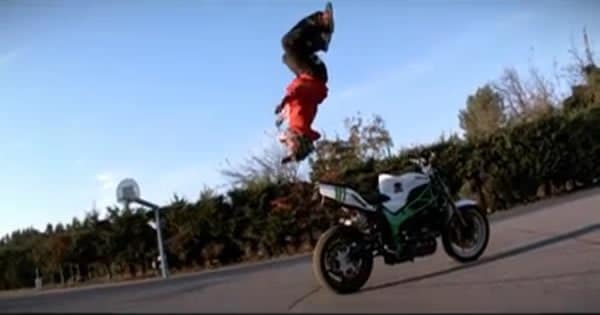 Para o Jorian Ponomareff andar de moto é coisa mais facil do mundo 1