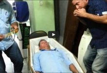 Enquanto isso em uma funerária 12