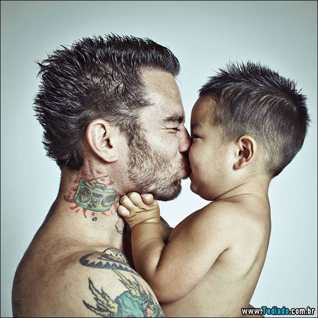 pais-tatuados-e-seus-filhos-01