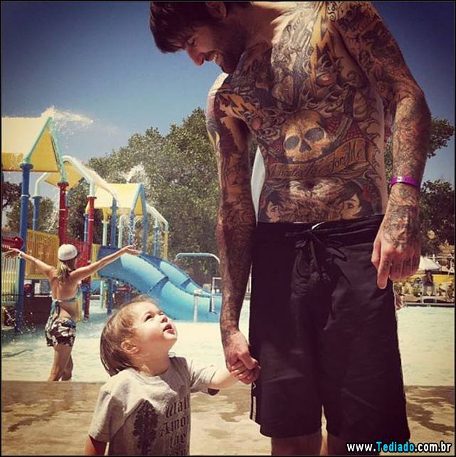 pais-tatuados-e-seus-filhos-25