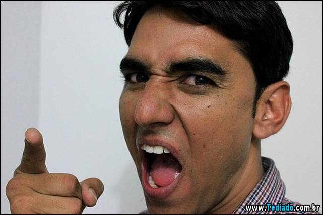 coisas-que-ninguem-aguenta-mais-em-grupos-do-whatsApp-05