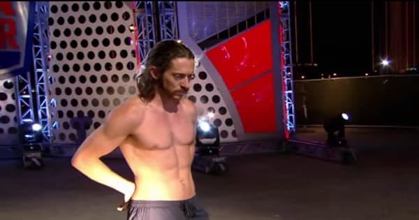 Isaac Caldiero o primeiro a zerar a competição American Ninja Warrior 63