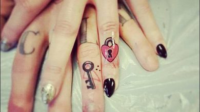 33 simples e belas tatuagens de casamentos 55