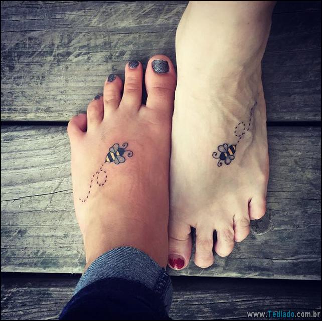 tatuagens - tatuagens mae e filha 22 - 34 Tatuagens de Mãe e Filha mostram seu vínculo inquebrável - foto tatuagens-mae-e-filha-22 tatuagens - tatuagens mae e filha 22 - 34 Tatuagens de Mãe e Filha mostram seu vínculo inquebrável