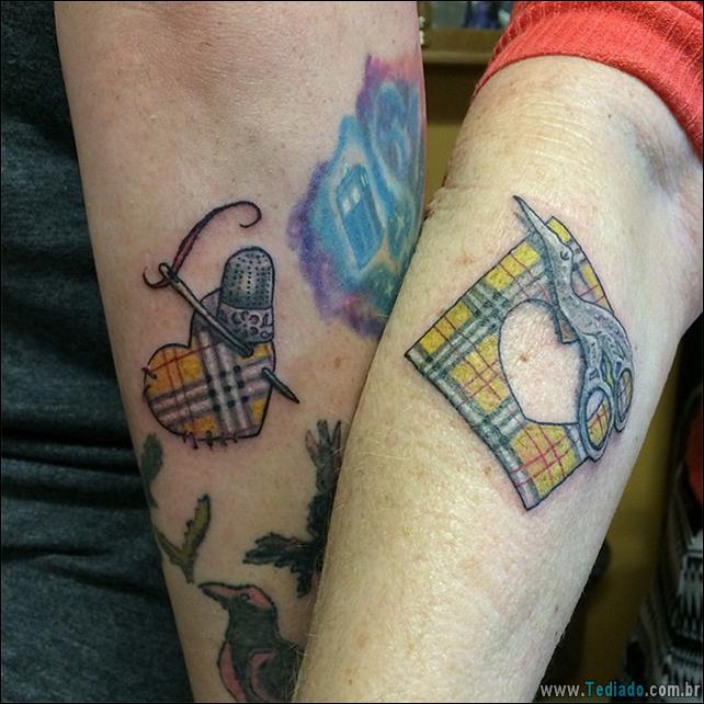 tatuagens - tatuagens mae e filha 26 - 34 Tatuagens de Mãe e Filha mostram seu vínculo inquebrável - foto tatuagens-mae-e-filha-26 tatuagens - tatuagens mae e filha 26 - 34 Tatuagens de Mãe e Filha mostram seu vínculo inquebrável