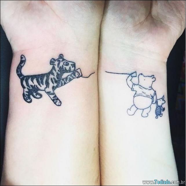 tatuagens - tatuagens mae e filha 27 - 34 Tatuagens de Mãe e Filha mostram seu vínculo inquebrável - foto tatuagens-mae-e-filha-27 tatuagens - tatuagens mae e filha 27 - 34 Tatuagens de Mãe e Filha mostram seu vínculo inquebrável
