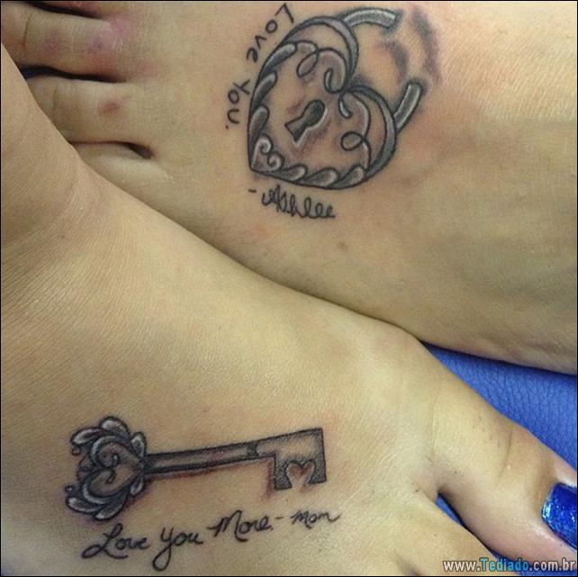 tatuagens - tatuagens mae e filha 28 - 34 Tatuagens de Mãe e Filha mostram seu vínculo inquebrável - foto tatuagens-mae-e-filha-28 tatuagens - tatuagens mae e filha 28 - 34 Tatuagens de Mãe e Filha mostram seu vínculo inquebrável