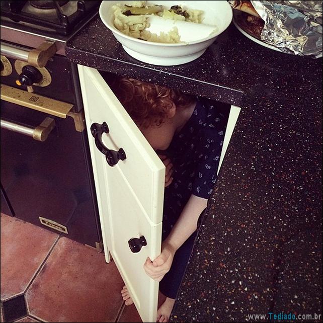 crianca-mestre-brincadeira-esconde-24