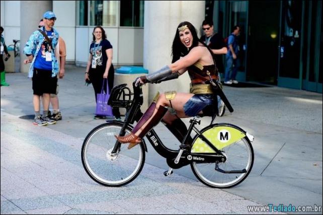 wondercon-cosplays-01