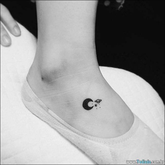 ideias-tatuagens-no-pe-11