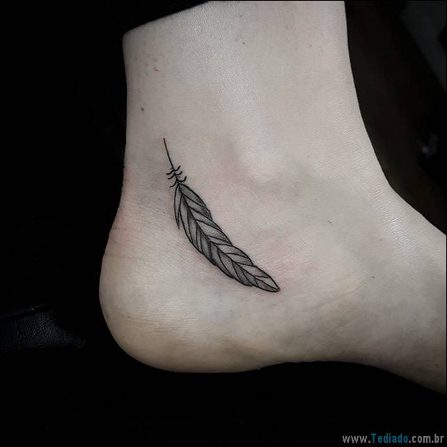 ideias-tatuagens-no-pe-23