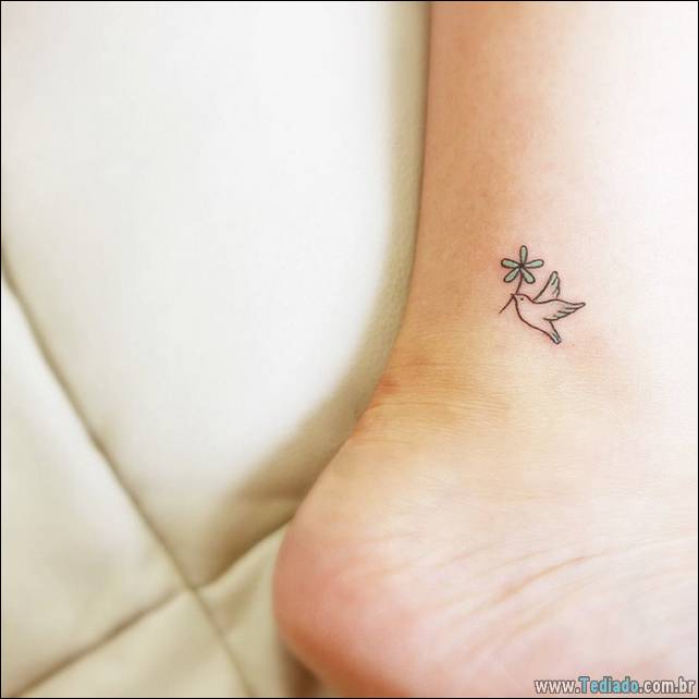 ideias-tatuagens-no-pe-28