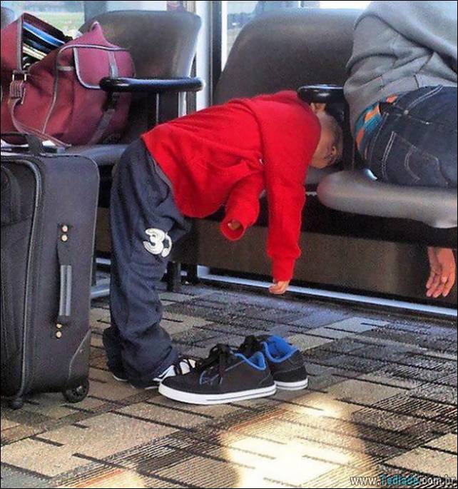 fotos-dirvertidas-criancas-dormir-lugar-02