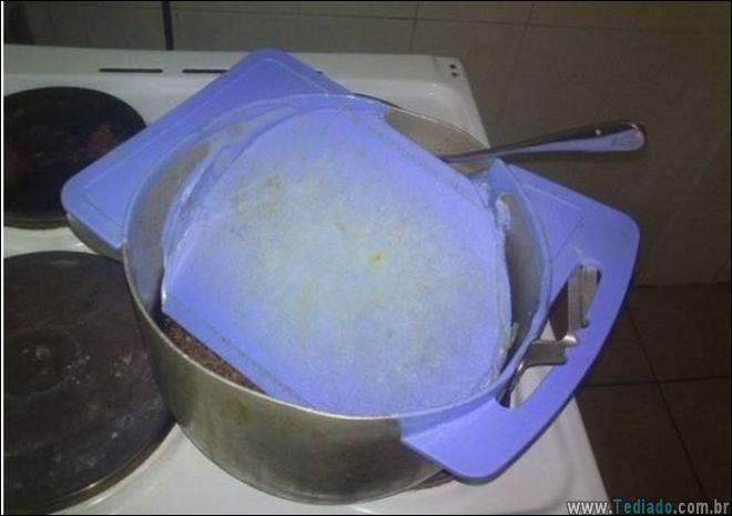 os-piores-momentos-na-cozinha-28