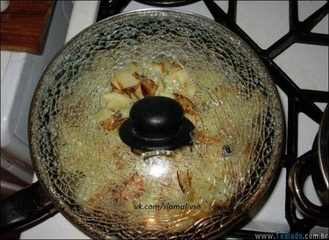 os-piores-momentos-na-cozinha-32