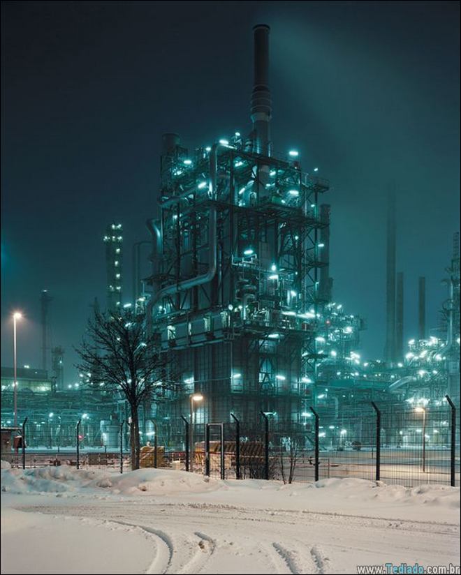 30 Edifícios com um design incomuns pelo mundo 19