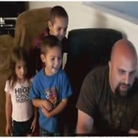 11 Pais que não sabem brincar com seus filhos