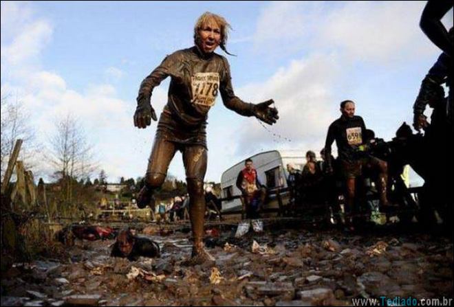 24 Pessoas praticando esportes e divertindo 21