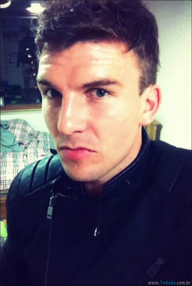 13 piores Selfies de pessoas que esqueceu de verificar o fundo 4