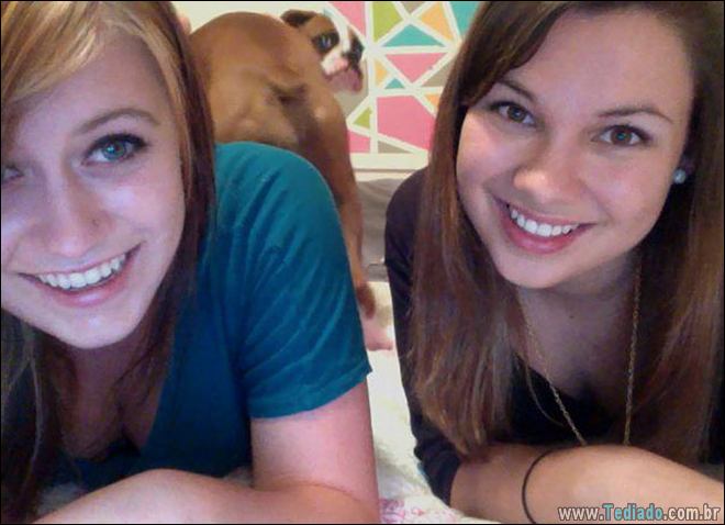 13 piores Selfies de pessoas que esqueceu de verificar o fundo 9