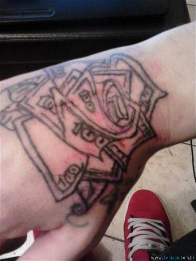 24 Tatuagens feias e estranhas já feitas 2
