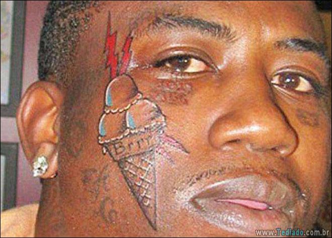 24 Tatuagens feias e estranhas já feitas 17