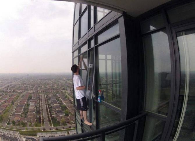 Existem algumas coisas que só homens loucos e doidos entendem (35 fotos) 1