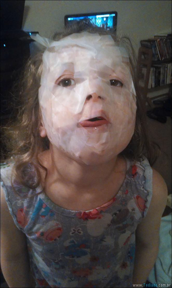 28 fotos divertidas que mostram o que acontece quando crianças ficar sozinhas 11