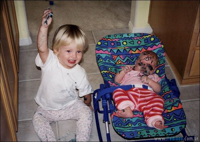 28 fotos divertidas que mostram o que acontece quando crianças ficar sozinhas 16