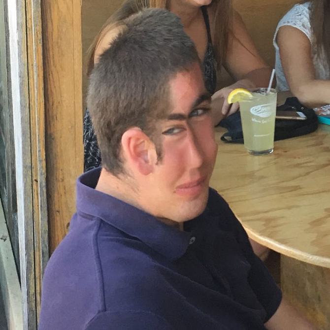 27 pessoas que tentaram fazer fotos panorâmicas e acabaram abrindo as portas do inferno 10