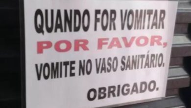 18 avisos engraçados que você só encontra nos banheiros brasileiros 4