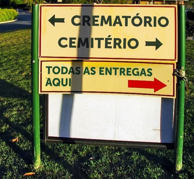 20 placas épicas encontradas no Brasil 8