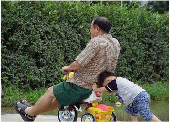 13 fotos que exploram as maneiras divertidas das crianças 12