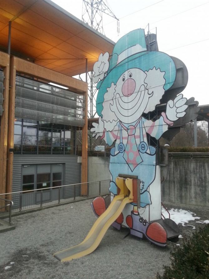 18 playgrounds mais estranho que você pode encontrar 17