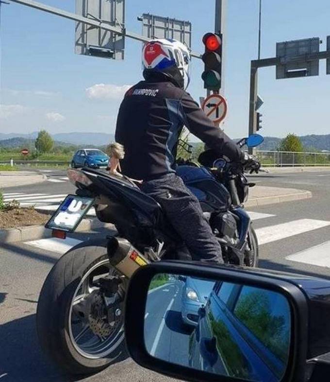 A vida é diferente quando você está sempre sozinho (25 fotos) 6