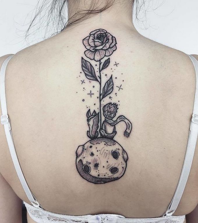 33 inspirações de tatuagem para fazer na coluna 13