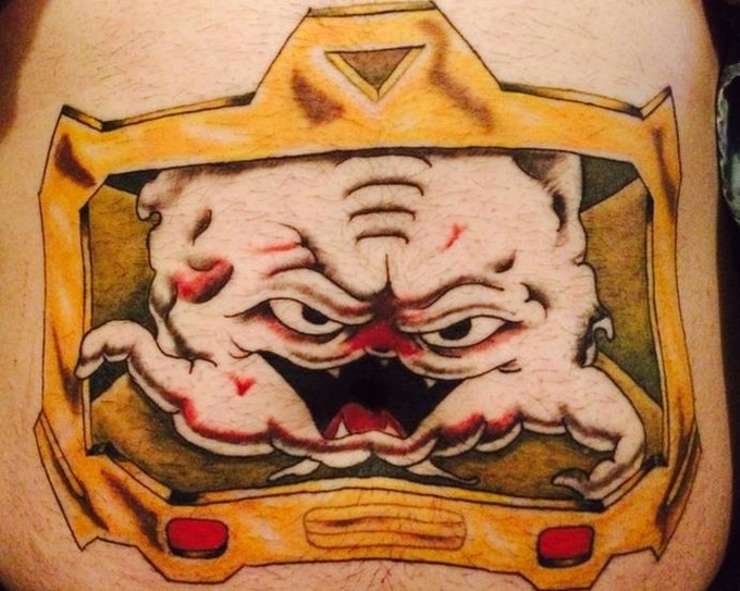 25 pessoas que transformaram memórias de infância em tatuagens dignas de serem premiadas 5