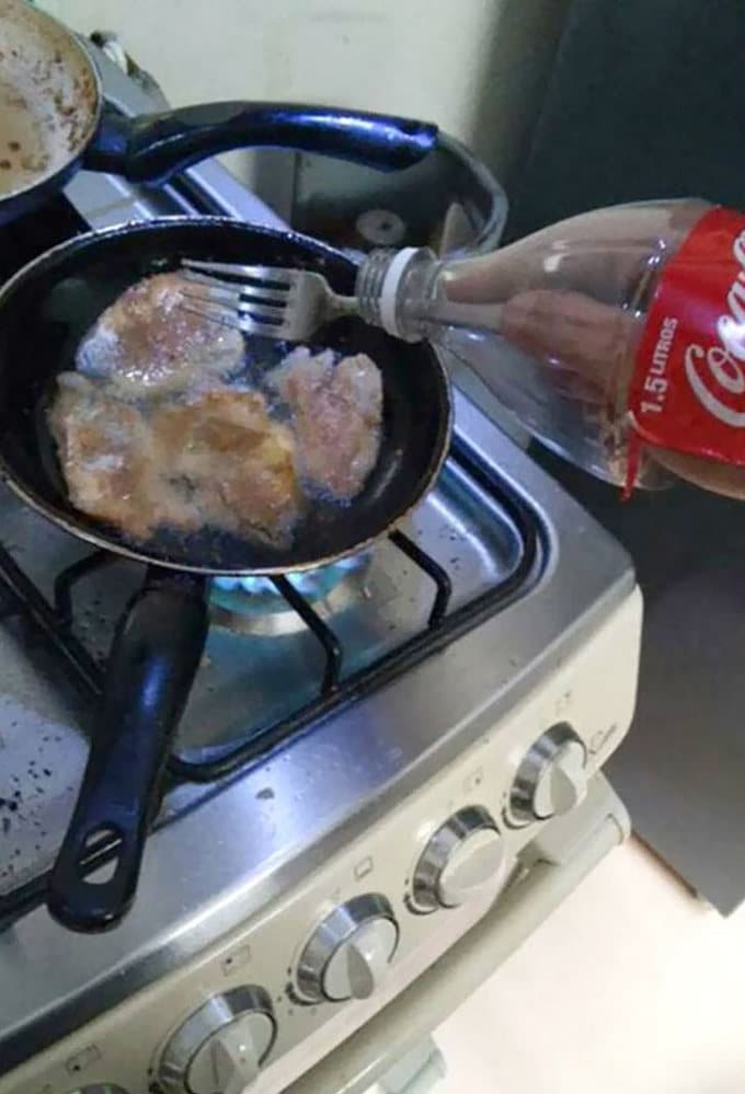 34 pessoas que foram pegas vivendo em 3018 porém ainda em 2018 22