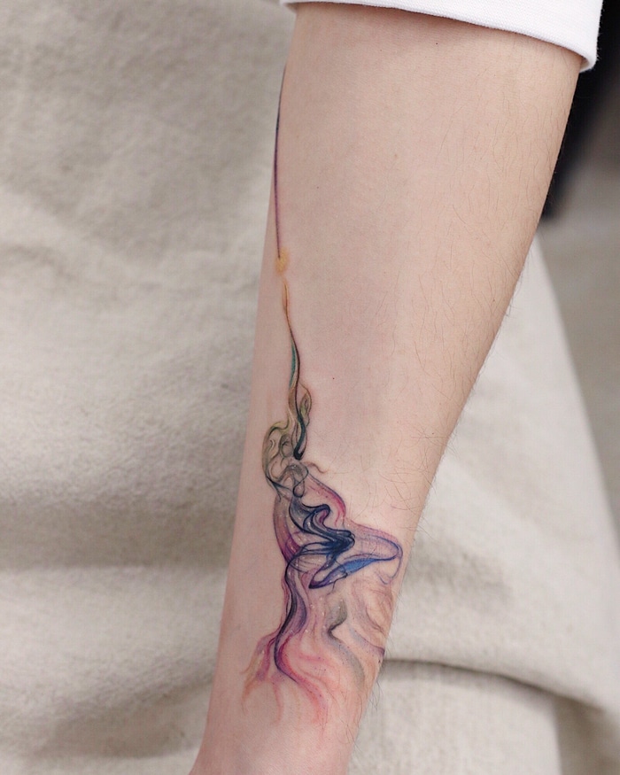 24 pequenas tatuagens que destacam a feminilidade melhor do que um vestido preto 2