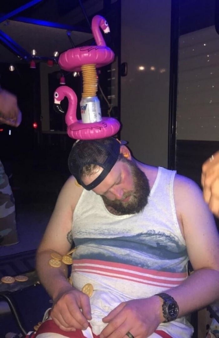 16 pessoas que fazem o estranho parecer normal 4