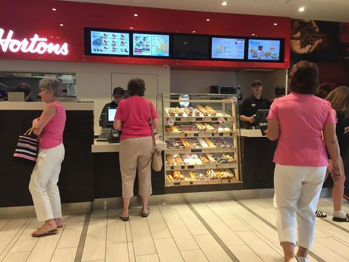 31 vezes que as pessoas viram falhas reais na Matrix 24