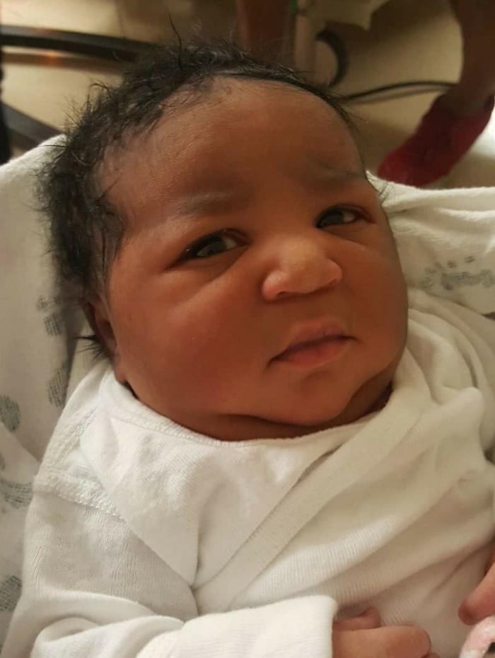 20 bebês que provavelmente parecem mais velhos do que você 2