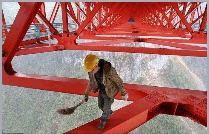 Não se preocupe, eu tenho um capacete