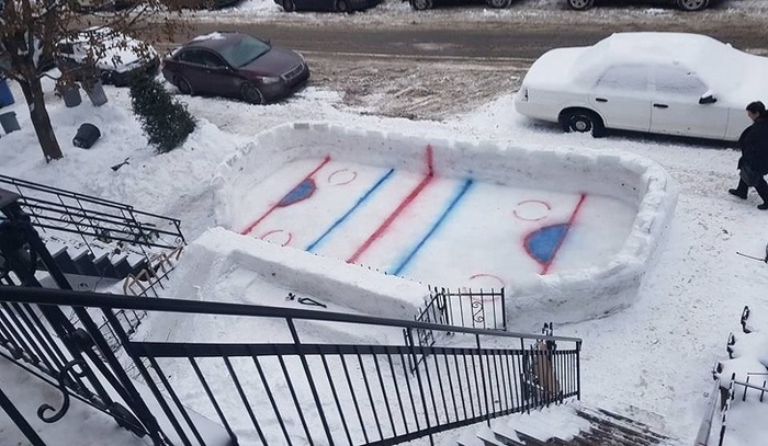 Este gênio não precisa pagar por um bilhete de pista de gelo