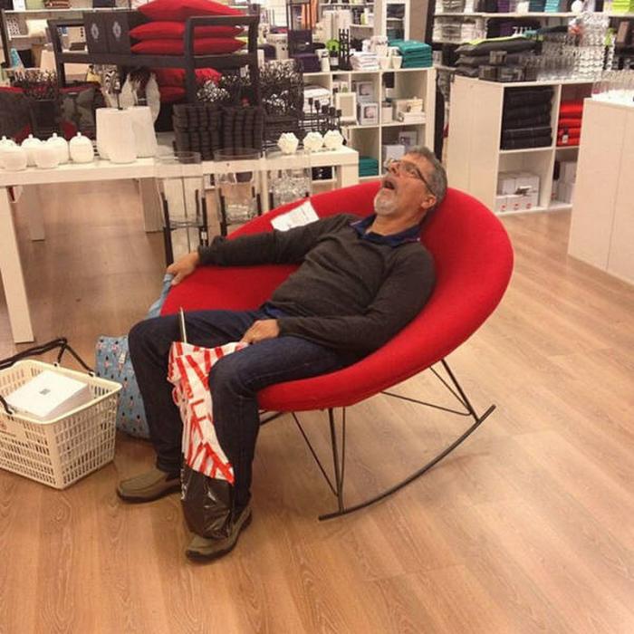 31 homens que conhecem a dor das compras 5