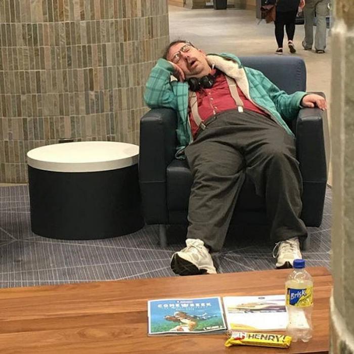 31 homens que conhecem a dor das compras 29